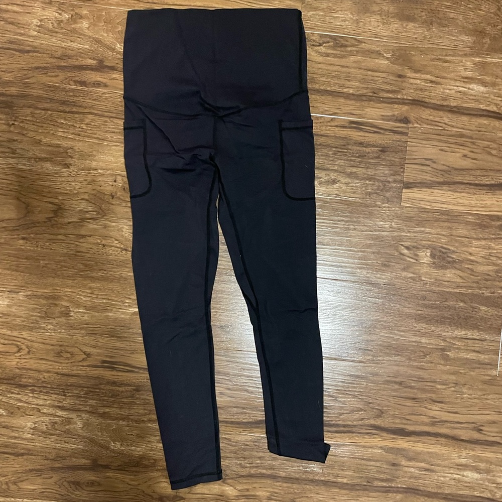 Born Primitive full panel maternity leggings w/ pockets